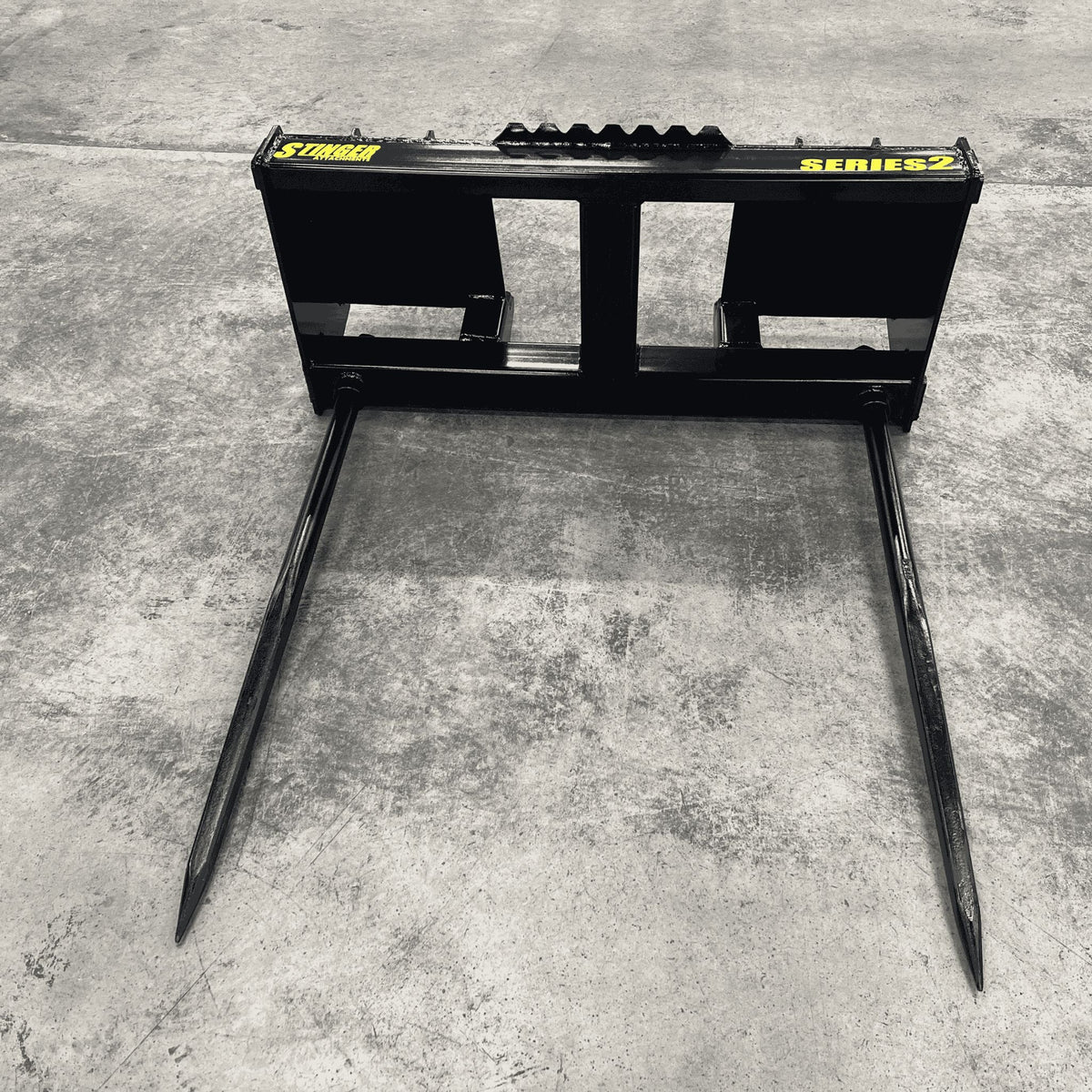 Stinger Skid Steer Double Bale Spear | Round & Square | 7,000 lb Capacity