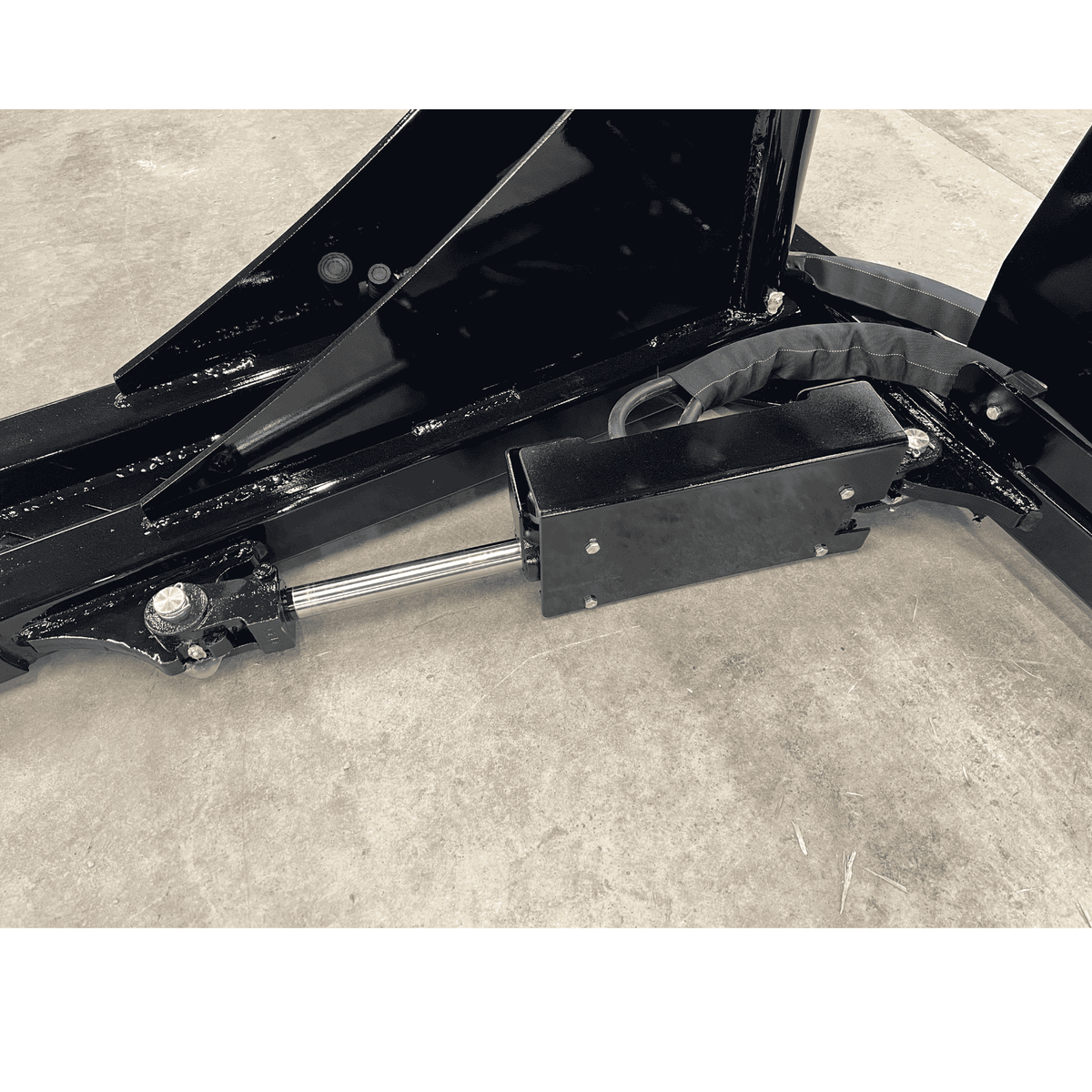 Stinger Tree Puller (STP) | 10" Capacity | Root Spade