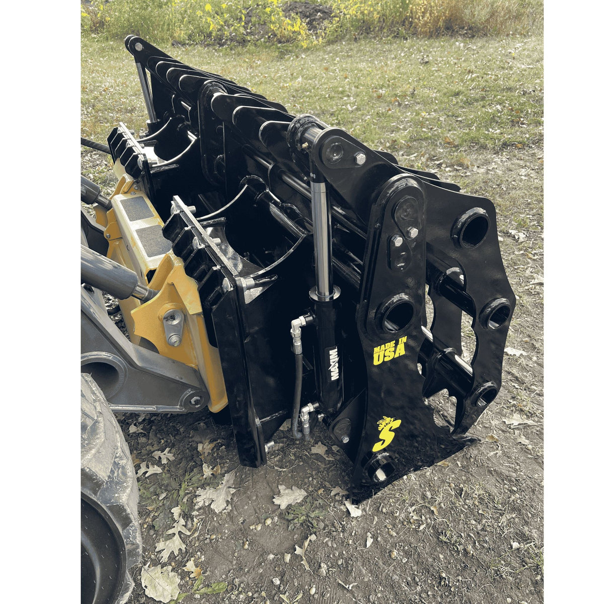 Stinger Clam Grapple | AR200 Steel | Interchangeable Mounts