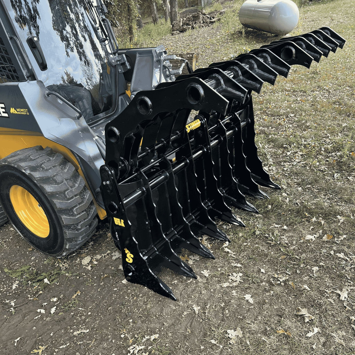 Stinger Clam Grapple | AR200 Steel | Interchangeable Mounts