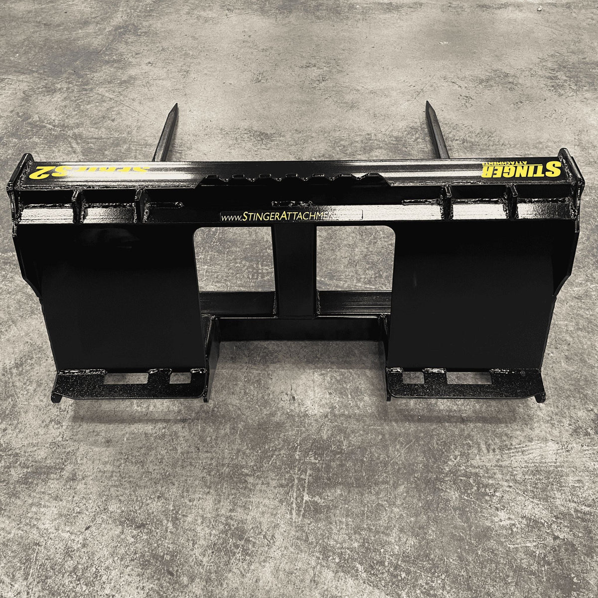 Stinger Skid Steer Double Bale Spear | Round & Square | 7,000 lb Capacity